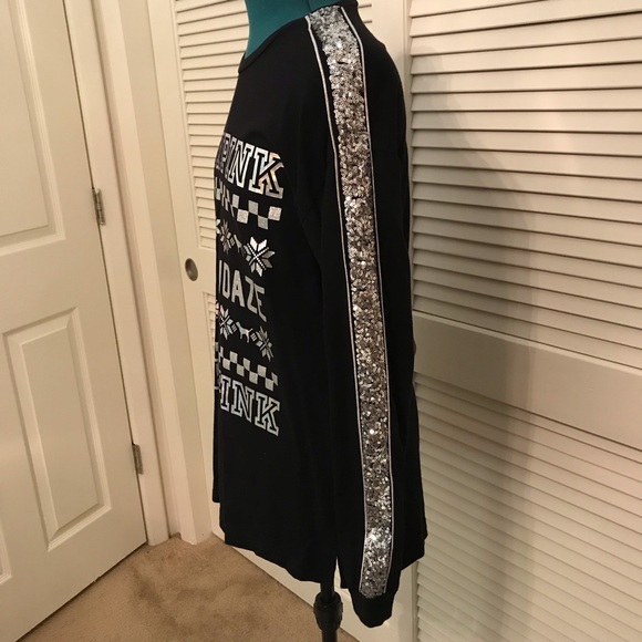 PINK Victoria’s Secret in a holidaze bling tee - Picture 6 of 11